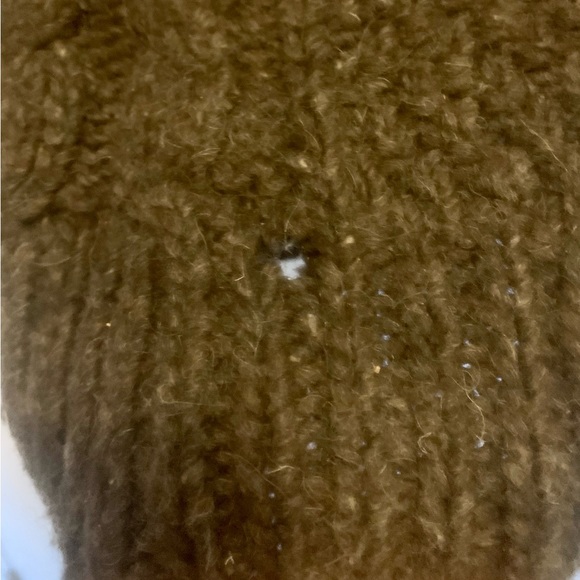 Classic cable-knit wool sweater! - Picture 6 of 6